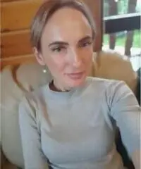 Oksana, 37 anni