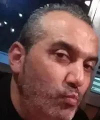 vorrei conoscere una donna per futura convivenza