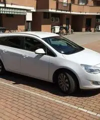 OPEL ASTRA STATION WAGON SPORT TOURER 2012