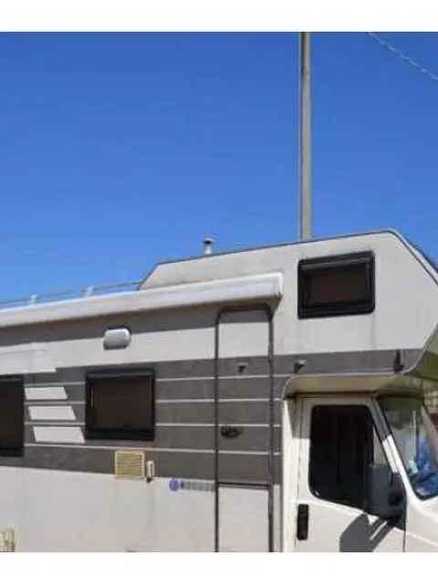 HYMERCAMP64 usato 1992 motore DUCATO 2400TD HYMERCAMP64 usato 1992 motore DUCATO 2400TD
