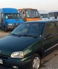 Renault Clio 1.3 1.3 Renault Clio 1.3 1.3