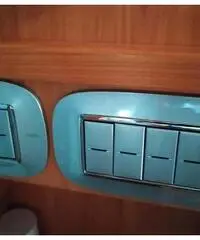 Camper mansardato adria coral 680 sk con portamoto