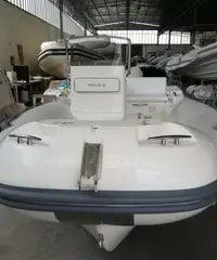 Vendita gommone
