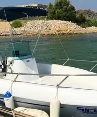Noemi - Barca 5.10 mt 6 posti motore 40 cv senza patente
