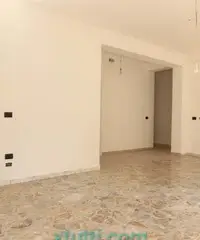 Mq 113 Appartamento viale Polibio piano 3 Mq 113 Appartamento viale Polibio piano 3