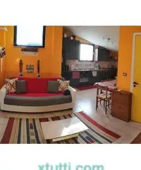 Bellissimo appartamento mansardato arredato Bellissimo appartamento mansardato arredato