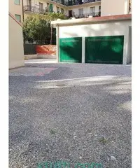 PRIVATO affitta BOX 18mq a Bolzaneto