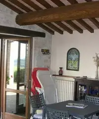 Due casali con due ettari vic Todi Due casali con due ettari vic Todi