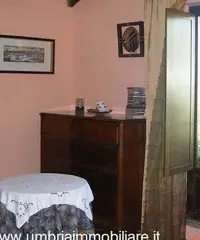 Casale in vendita vic Marsciano e Perugia Casale in vendita vic Marsciano e Perugia