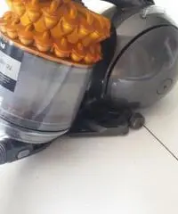 Aspirapolvere ciclonica Dyson