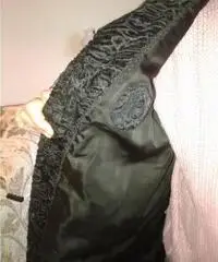 Pelliccia astrakan sartoriale