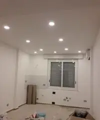 Pittore, rasatore, rifinitore