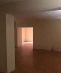 Magazzino adattabile ad appartamento Magazzino adattabile ad appartamento