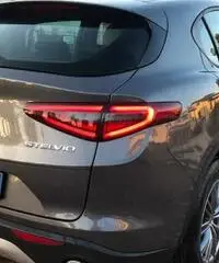 Alfa romeo stelvio q4 executive 2.2 210cv iva