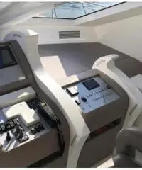 JAGUAR 80 2011 2X2000 MTU con 300 ore di moto