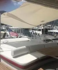 Azimut 86 S HT open con eliche di superficie