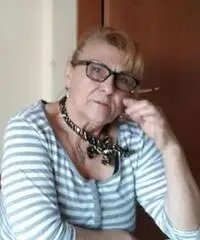 Pulizie, Cucinare o Dama di compagnia Pulizie, Cucinare o Dama di compagnia