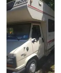 Camper mansardato Pilote piccolo