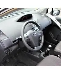 Toyota Yaris 1.0 Benz/GPL