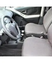 Toyota Yaris 1.0 Benz/GPL