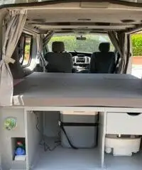 Furgone camper Opel vivaro