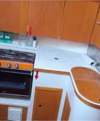 Altura ferretti 10