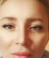 Operaia, cameriera, pulizie, commessa, badante Operaia, cameriera, pulizie, commessa, badante