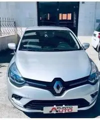 RENAULT Clio dCi 8V 75 CV Start&Stop 5 porte Ene RENAULT Clio dCi 8V 75 CV Start&Stop 5 porte Ene