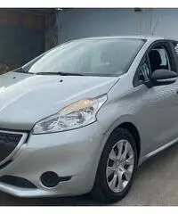 Peugeot 208.- 1.0 gpl garantita unico proprietario