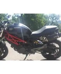 Ducati Monster 696 - 2009 Ducati Monster 696 - 2009