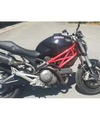 Ducati Monster 696 - 2009 Ducati Monster 696 - 2009