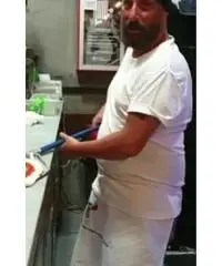 Pizzaiolo esperto da 25 anni Pizzaiolo esperto da 25 anni