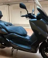 X-max 400 abs