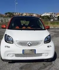 For two 71cv Sport Edition con Navi e Perfetta For two 71cv Sport Edition con Navi e Perfetta