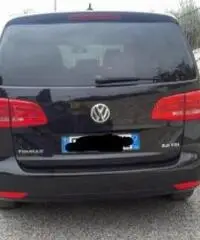 VOLKSWAGEN Touran - 2012 VOLKSWAGEN Touran - 2012