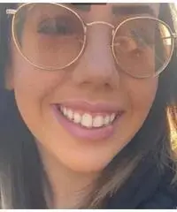 Commessa, babysitter, cameriera, barista Commessa, babysitter, cameriera, barista