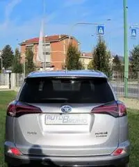 TOYOTA RAV4 Hybrid 2.5 Dynamic TOYOTA RAV4 Hybrid 2.5 Dynamic