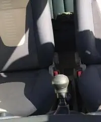 Ford ka TITANIUM + Ford ka TITANIUM +