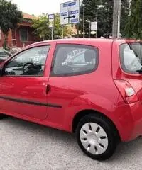 RENAULT TWINGO 1.2 BENZINA - Unico Proprietario RENAULT TWINGO 1.2 BENZINA - Unico Proprietario