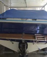 Bayliner Capri Cuddy