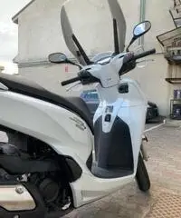 Sh 300