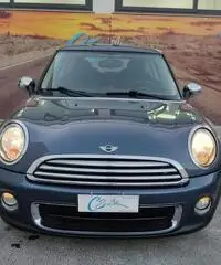 MINI Mini (R56) - 2011