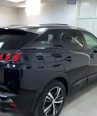 Peugeot 3008 1600 bluehdi 120 cv autom tetto navi