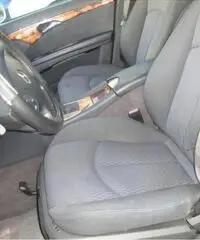MERCEDES Classe E 220 CDI.6marce.BEN TENUTA 2003 MERCEDES Classe E 220 CDI.6marce.BEN TENUTA 2003