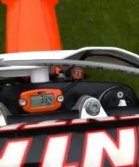 Ktm SXF 250 4 tempi moto cross