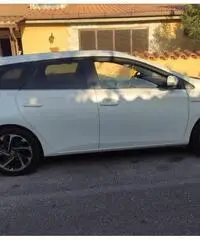TOYOTA Auris - 2016