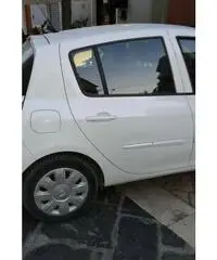 Clio 2007 scambio - Puglia Clio 2007 scambio - Puglia