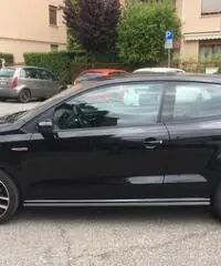 VOLKSWAGEN Polo 5ª serie - 2016a VOLKSWAGEN Polo 5ª serie - 2016a