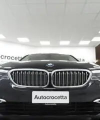 BMW 520 d Luxury Auto EURO 6 BMW 520 d Luxury Auto EURO 6