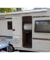 Roulotte weinsbeg caratwo 500 qdk 2020